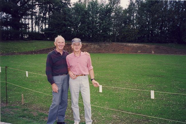 13 Untitled-Scanned-22_edited-1.jpg - Doug and Peter ..grass miraculously appeared! Job done! October 1995.